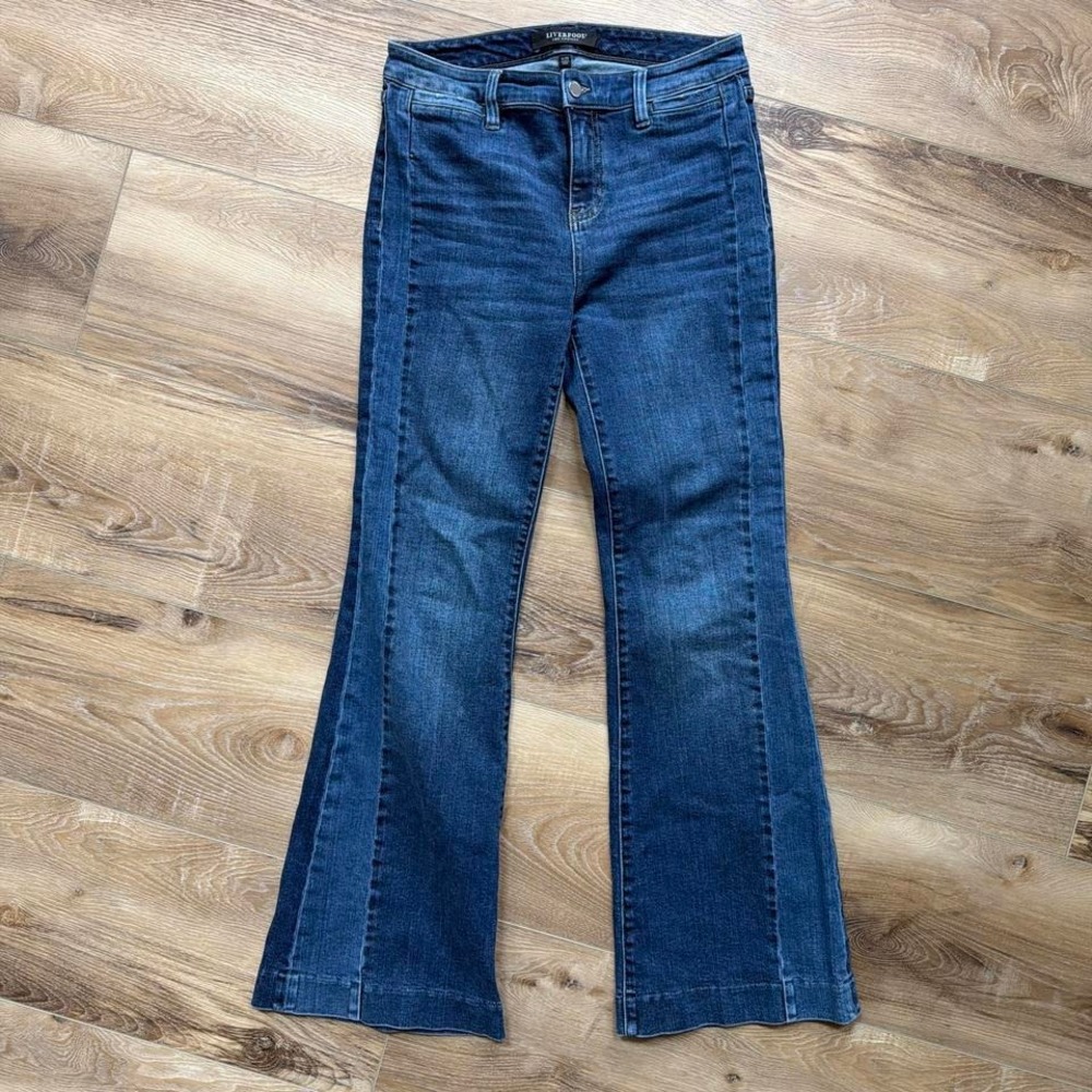 Liverpool Hannah Flare Jeans Women's Size 6/28 Dark Wash High Rise Bootcut Denim